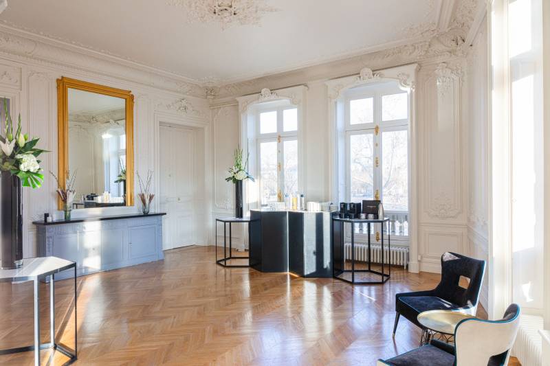 Parisian apartment available for rent in FRANCE for professional photo shooting sessions