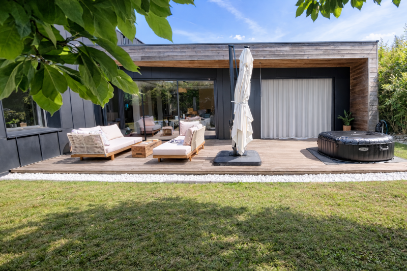 Filming location rentals in France - Europe