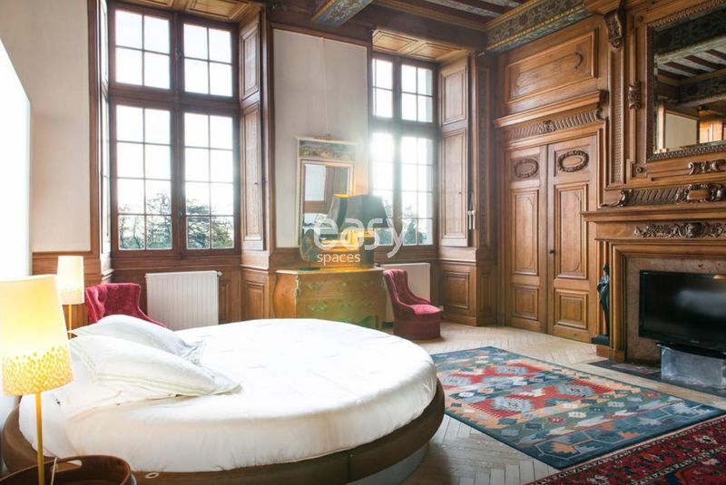 location scouting and professional location scout services in Nantes Loire Atlantique area, providing expert site identification