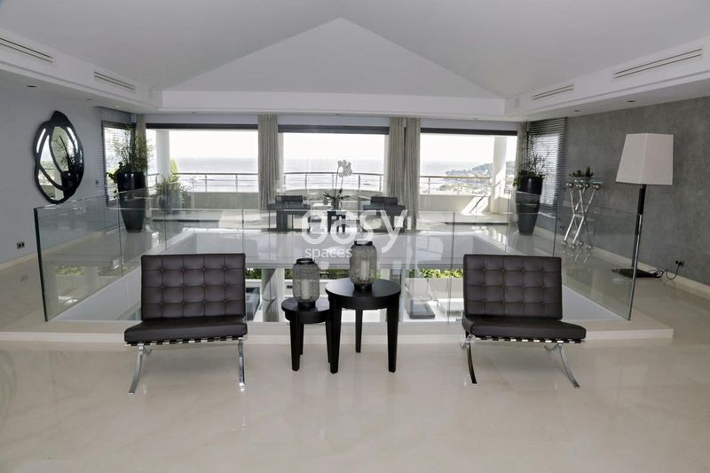 Exceptional luxury villa with breathtaking sea view perfect for filming and shooting