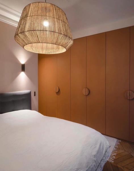 Haussmannian apartment rental for filming in Paris