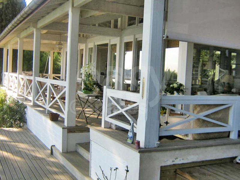 villa available for rent specifically designed for professional photo productions in the popular destination of Saint Tropez, located in the Var region of the Provence-Alpes-Côte d'Azur (PACA) area