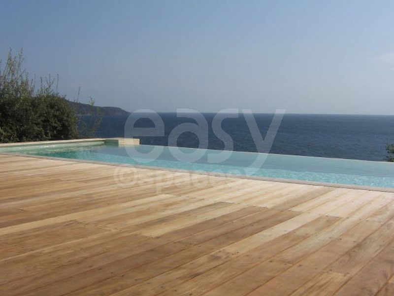 renting a modern and contemporary house for a professional photo shoot in Saint Tropez