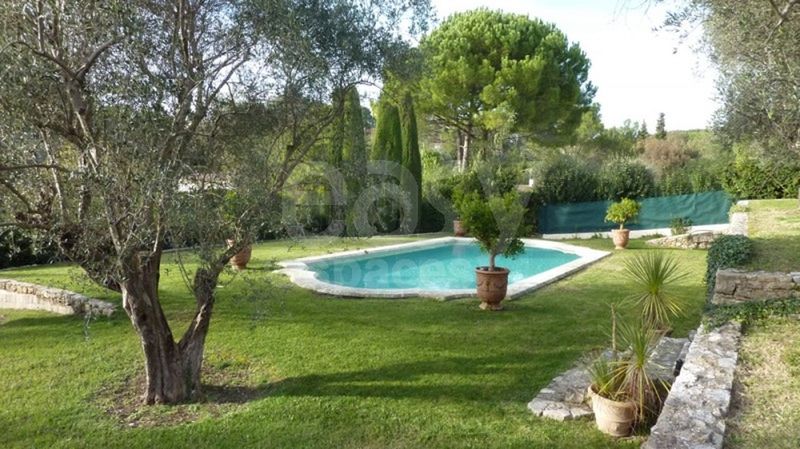 Villa rental in Cannes available specifically for professional photography shoots in the 06 area