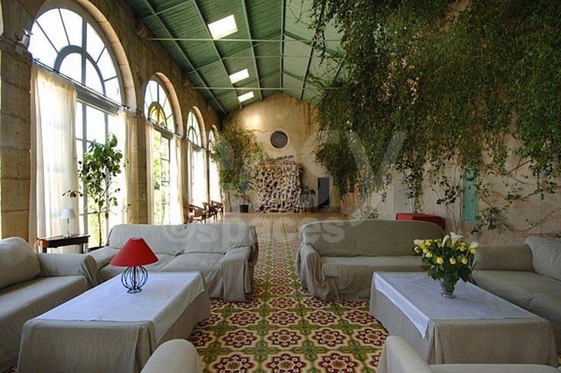 rental of venues and rooms for events and seminars in Aix en Provence, Cassis, Marseille, BDR, PACA