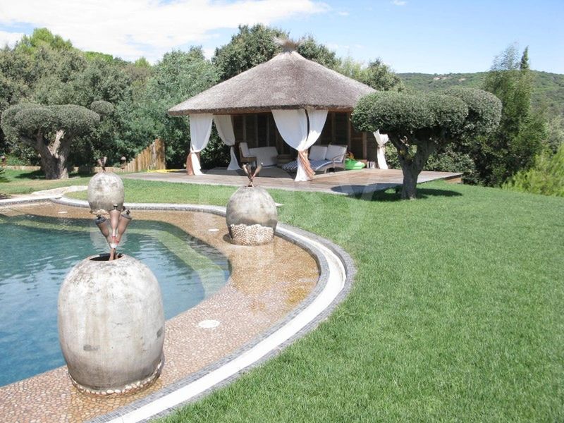 Stills and film locations for property rentals in the beautiful South of France including Nice, Saint-Tropez, Cannes, and Monaco