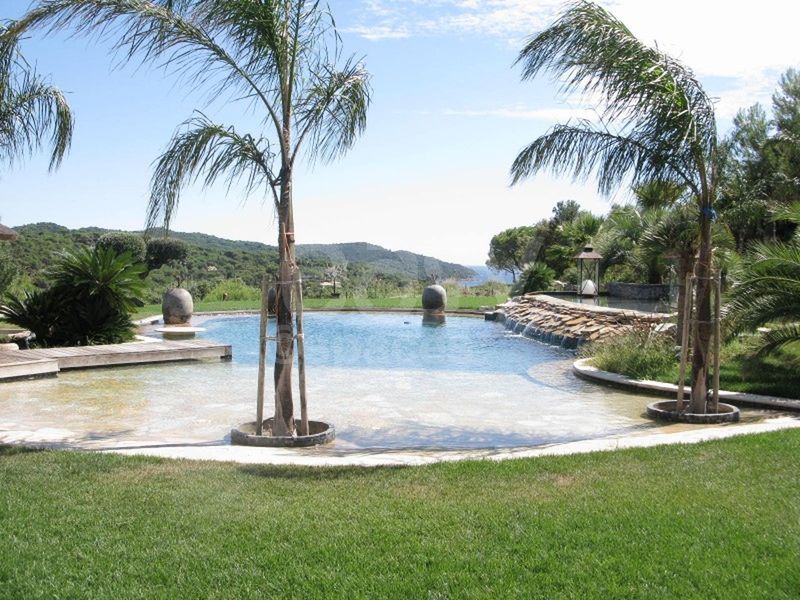 location villa available for filming and professional photo productions in the beautiful area of St Tropez