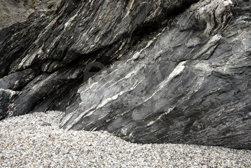 Beautiful and Picturesque Beaches Perfect for Stunning Photography Shoots in Toulon