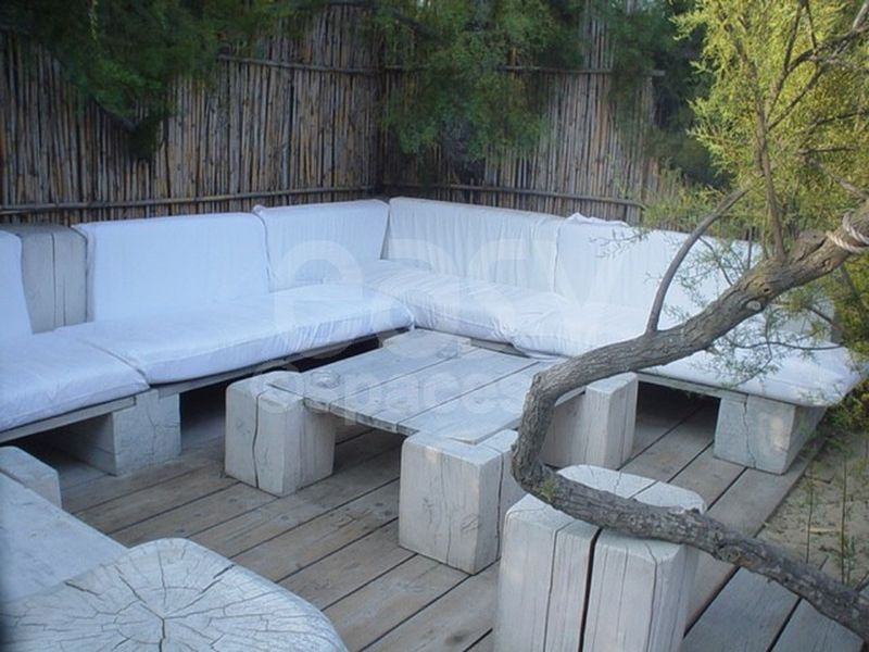 Comprehensive and Exclusive Photo Locations and Private Beach Filming Opportunities Between Toulon and Saint-Tropez