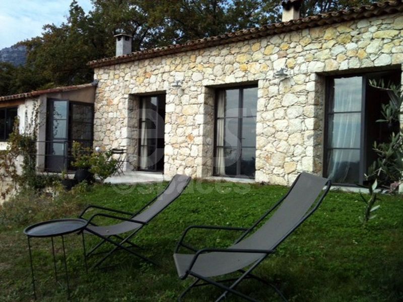 how to successfully rent out your house for filming sessions or photo shoots