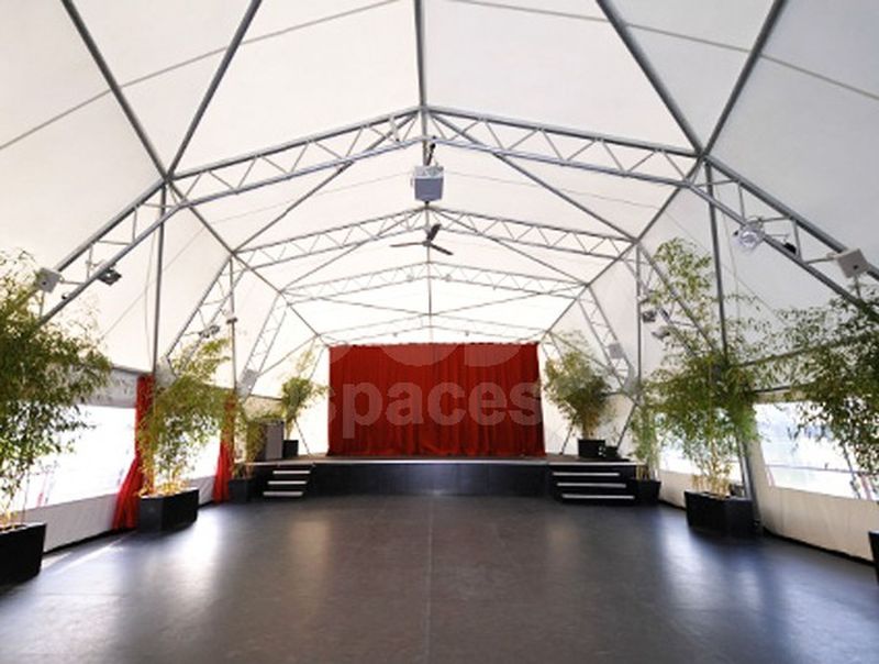 Venue rental for hosting receptions and events in the Rhône-Alpes region