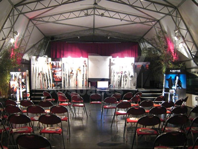 Boat rental services for wedding ceremonies in the greater Lyon region and surrounding areas