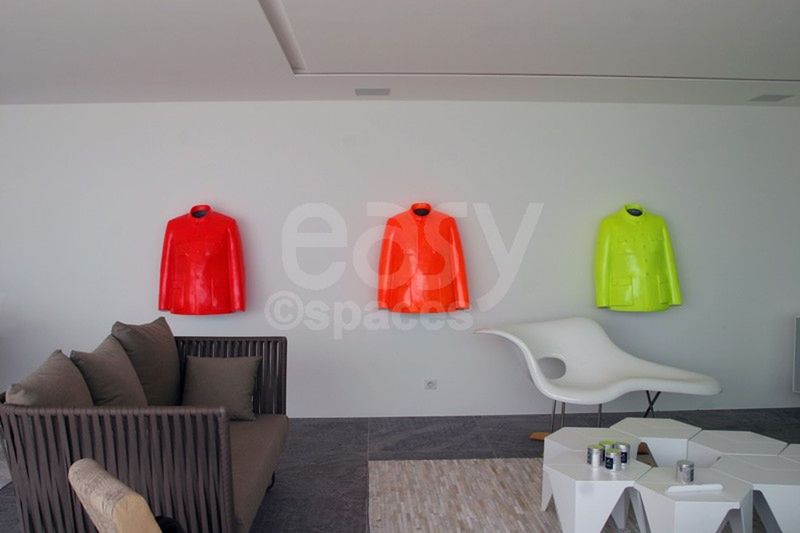 rental of houses and villas for filming and photo productions in the Saint Tropez area including exclusive locations