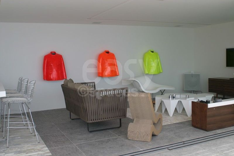 rental of contemporary houses and villas for film shootings in the area of Saint Tropez