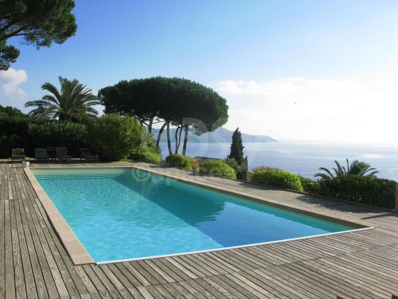 luxury villa rental for prestigious film shoots in the Saint Tropez area of the PACA region 83