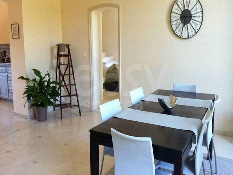 Locations and Various Scenic Settings Available for Rent for Movie Productions in the Beautiful Southern Region of France, Specifically the Vaucluse Department Number 84