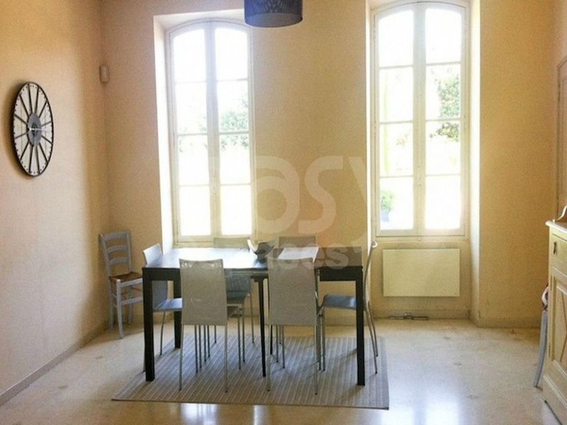 Location agency specializing in rental venues across the PACA region for photoshoots and film productions in Vaucluse 84