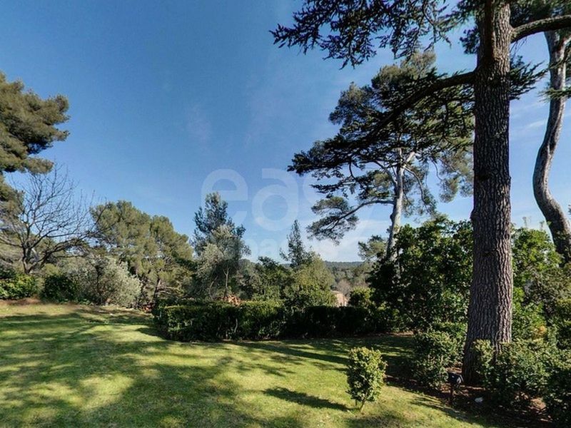 villa rental for photographic production in the beautiful city of Aix en Provence