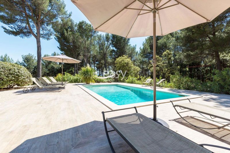 agency specialized in finding and managing filming locations across the beautiful and diverse southern region of France