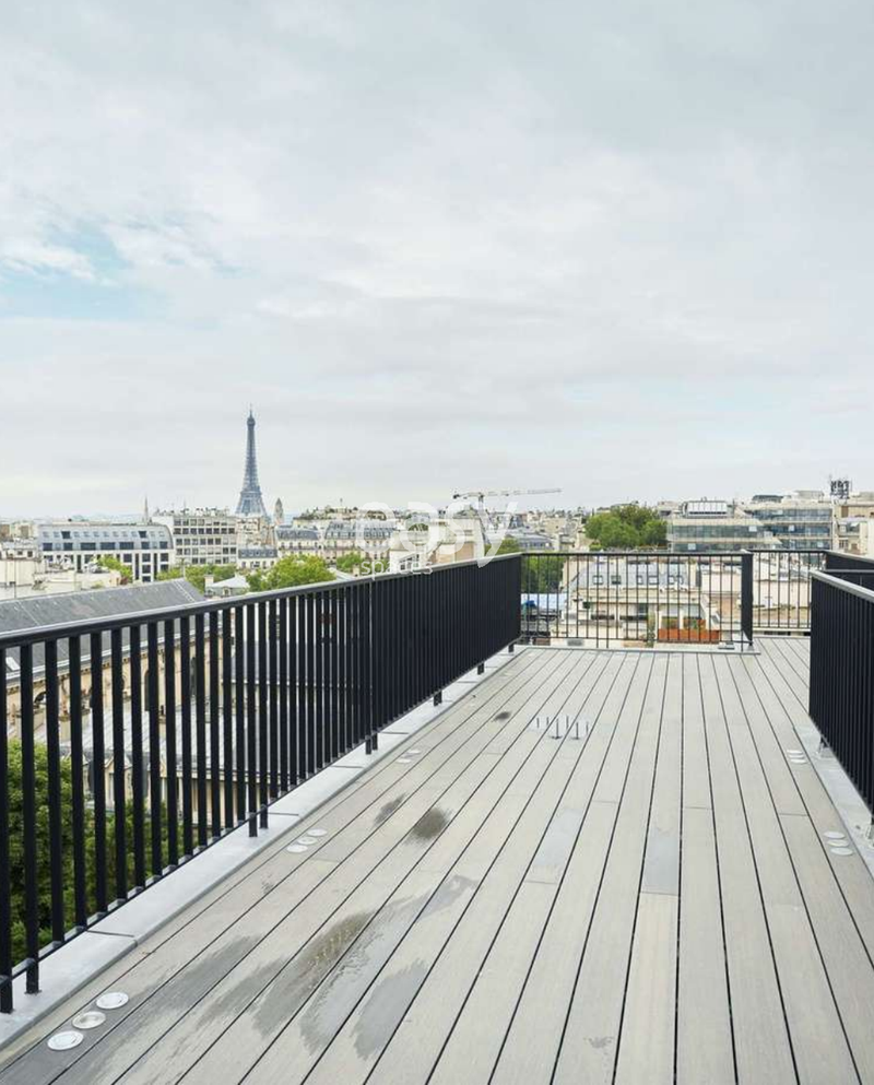 Rooftop of the Eiffel Tower in Paris for a photoshoot with an exceptional view