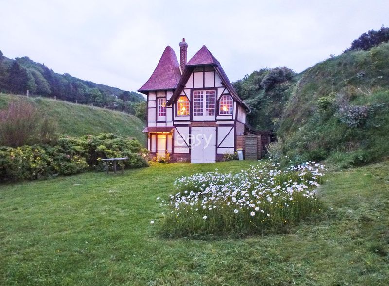 location agency specializing in filming venues and shooting locations across France