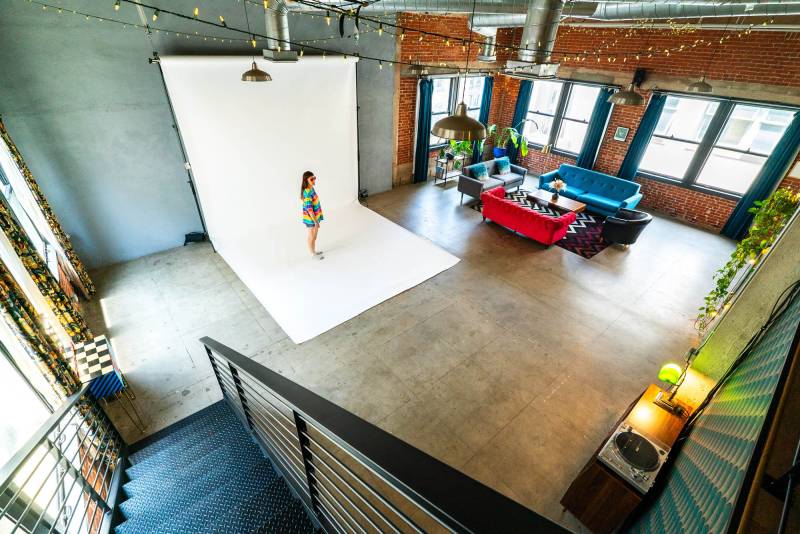 Photography location available for rent in Los Angeles, FRANCE