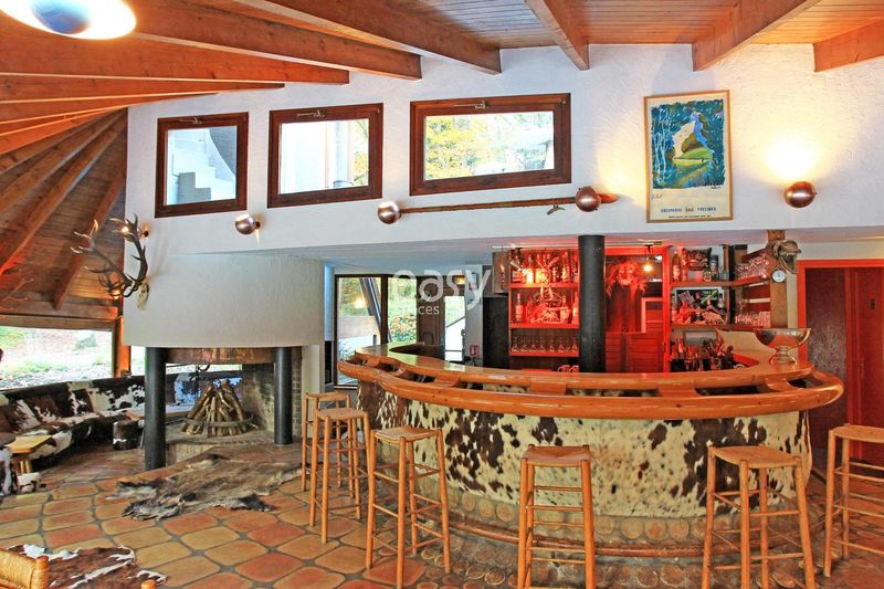 renting an event space in the city of Paris, the capital of France