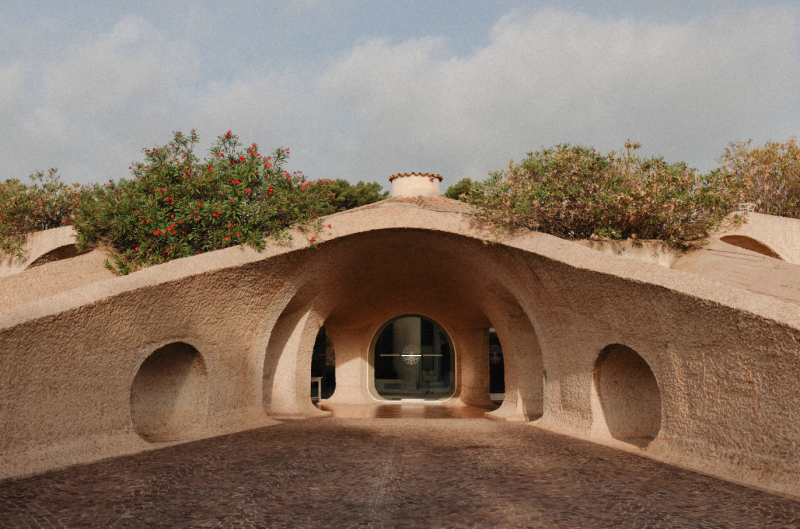 original and creative decor setting for photoshoot on the French Riviera in FRANCE