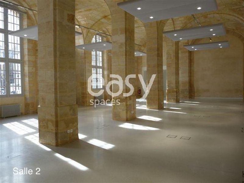 Location specially designed for the launch of new products in Bordeaux