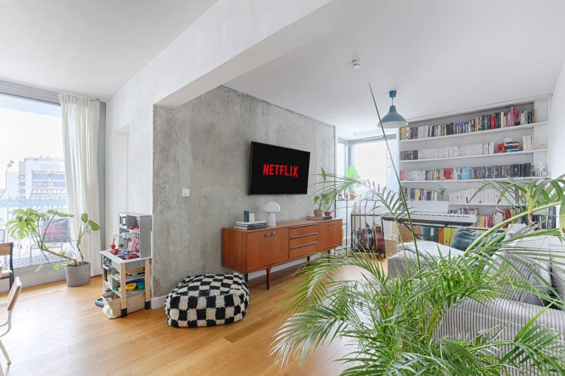 Location agency specializing in providing unique shooting venues in Paris, FRANCE