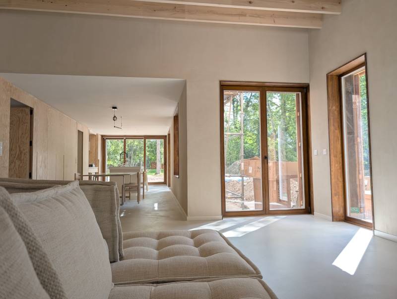 Wooden house available for rent for event purposes in the city of Paris, France