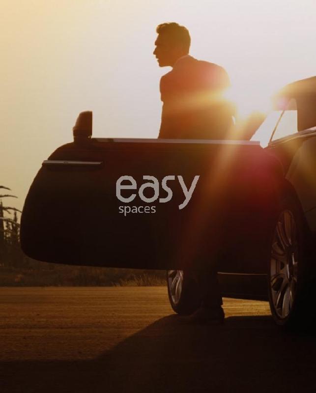 PHOTO PRODUCTION ORGANISATION IN CANNES AND IN NICE FOR ROLLS ROYCE