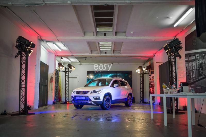 Event venue rental for roadshow in france