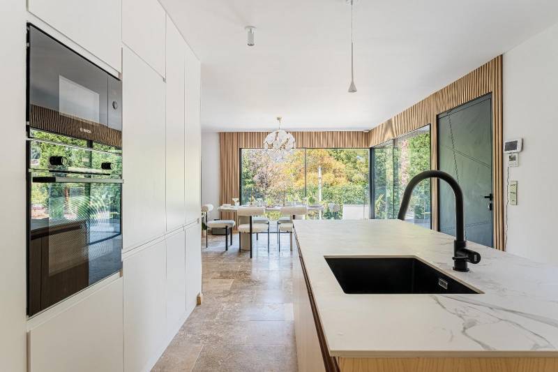 Scenic and Authentic Decorative Elements Specifically Designed for Photographic Shots in the Provence-Alpes-Côte d'Azur Region of FRANCE