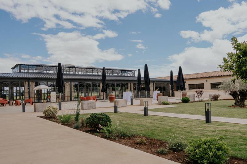 Location available for car launch event in the picturesque vineyards in FRANCE