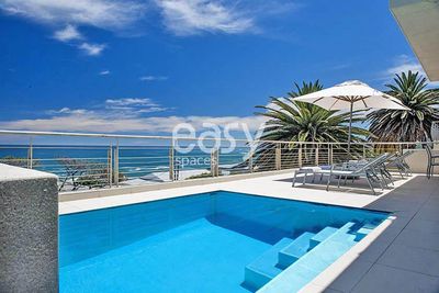 
Our area of ​​activity for this service Luxury Venues for Fashion Shows & Runway Events