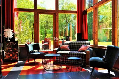 
Our area of ​​activity for this service Outdoor photoshoot locations at East of France : natural landscapes and architectural environments